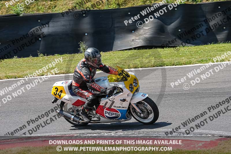 cadwell park;cadwell park photographs;cadwell trackday photographs;enduro digital images;event digital images;eventdigitalimages;peter wileman photography;racing digital images;trackday digital images;trackday photos